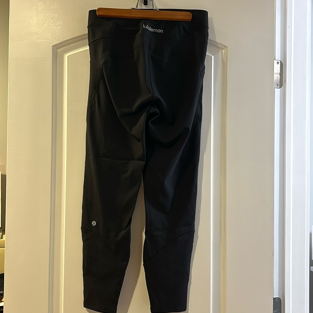 Lululemon black leggins